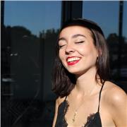 Jeune diplômée passionnée de langue